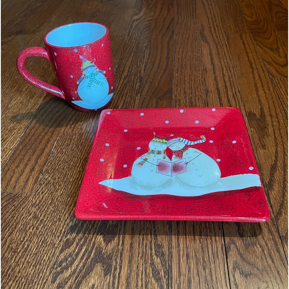 Oneida Christmas dessert stoneware set. Like New. Never used.